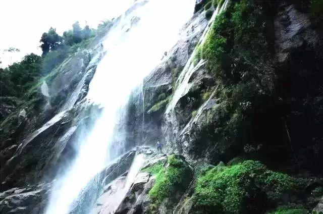 李理谦道长：阳宅家居风水之要想财源广进，大门风水如何布置